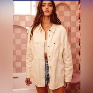 Bucketlist Oversized Denim Shirt Jacket Shacket Size Large NWT